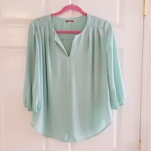 Mint 3/4 sleeve top